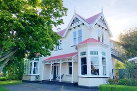 The Vicarage Boutique Bed And Breakfast Oamaru