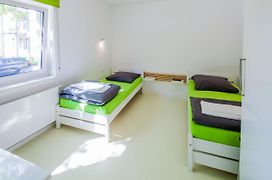 SecondHome Esslingen - Very nice&modern holiday apartment, Olgastr 20