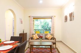Casa Stay Holiday Homes With Pool Candolim Beach