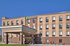 Holiday Inn Express Hotel And Suites Lincoln Airport, An Ihg Hotel