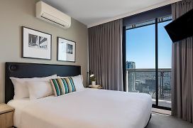 Oaks Melbourne On William Suites