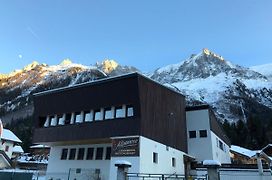 Auberge de jeunesse Alpenrose Chamonix Exterior photo