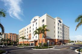 Candlewood Suites - Miami Exec Airport - Kendall, An Ihg Hotel