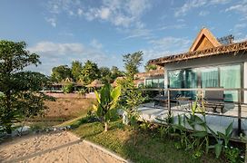 The Sanctuary Nam Ngum Beach Resort