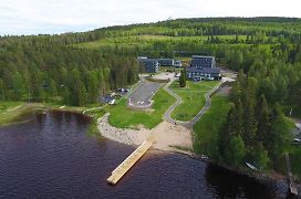 Hotel Aateli Lakeside