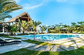 Coconut Paradise Residences&Beach Club, Apartamento 2A