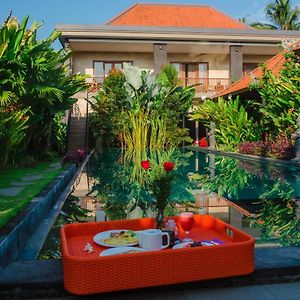 Ratna Villa 4 Ubud (Bali) Exterior photo