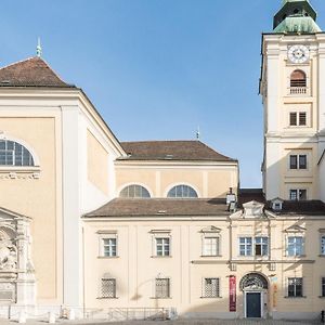 Benediktushaus Im Schottenstift Hotel Vienna Exterior photo