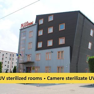 Plus Hotel Craiova Exterior photo