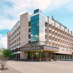 Oktyabrskaya Hotel Krasnoyarsk Exterior photo