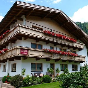 Gastehaus Hochmuth Apartment Mayrhofen Exterior photo