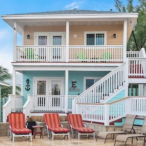 Embrace Resort Staniel Cay Exterior photo