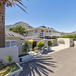 The Beach House Guest House Cape Town Exterior photo