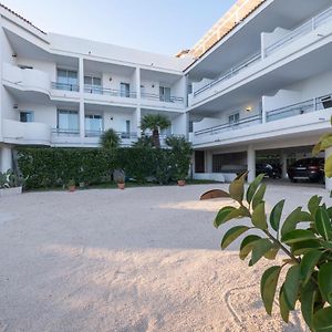 Hotel Cavalluccio Marino Santa Marinella Exterior photo