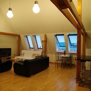 Sunlit Loft Apartment Riga Exterior photo