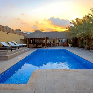 Dar 66 Pool Villa With Jacuzzi Ras el Kaïmah Exterior photo