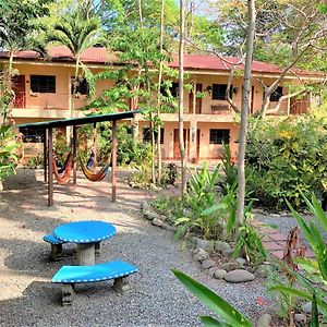 Hotel Tropical Sands Dominical Exterior photo