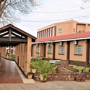 Riverside Hotel Lilongwe Exterior photo