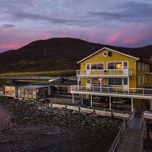 Buvik Sea Lodge Apartments Exterior photo