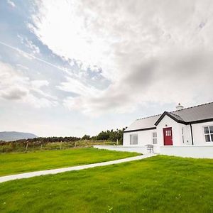 Barr An Uisce Villa Achill Sound Exterior photo