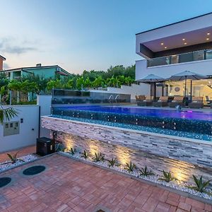 Luxury Villa Lorena With Heated Pool, Jacuzzi,Sauna And Seaview Crikvenica Exterior photo