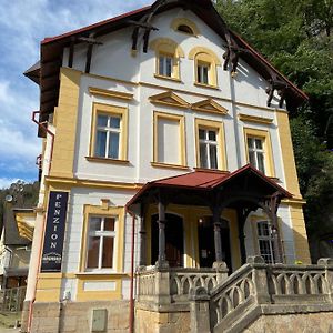 Hotel Penzion Hřensko Exterior photo