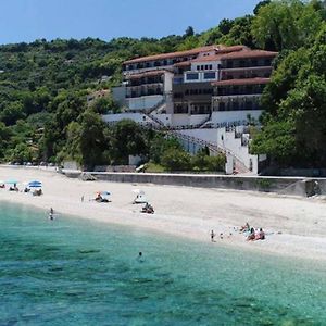 Karaoulanis Beach Άγιος Ιωάννης Exterior photo