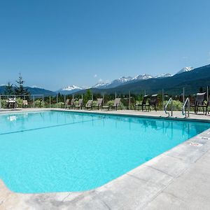 The Ironwood On Blueberry Hill Whistler Exterior photo