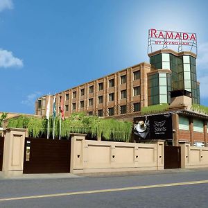 Hotel Ramada By Wyndham Multan Exterior photo