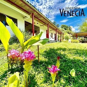 Hacienda Venecia Hostel Manizales Exterior photo