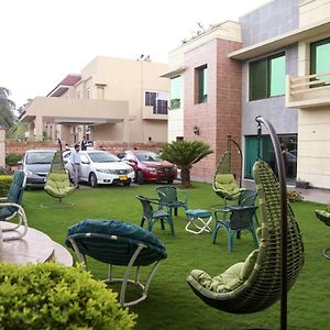 Grace Guest House Islamabad Exterior photo
