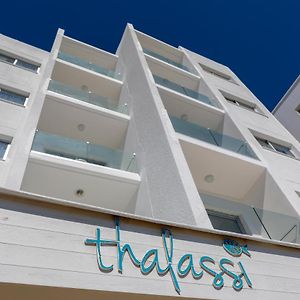 Costantiana Beach Hotel Apartments Larnaka Exterior photo