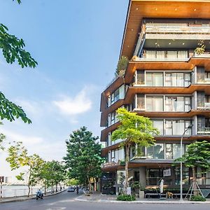 Moon West Lake Hotel & Residence Hanoi Exterior photo