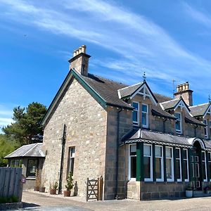 Ravenscraig Guest House Aviemore Exterior photo