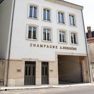 Champagne Andre Bergere Bis Appartement Épernay Exterior photo