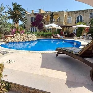 Dar Ta' Xmun - Idyllic Farmhouse With Pool, Garden, Seaview & Sunset Villa San Lawrenz Exterior photo