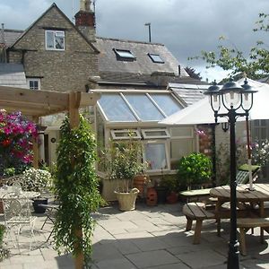 The Old Brewhouse Bed & Breakfast Cirencester Exterior photo