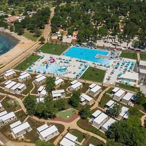 Adriamar Mobile Homes In Camping Park Umag Exterior photo