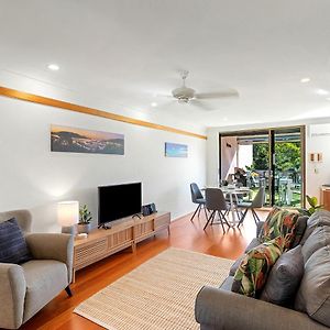 Montipora Unit 3 - In The Heart Of Airlie, Wi-Fi And Netflix Apartment Airlie Beach Exterior photo
