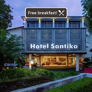 Hotel Santika Bandung Exterior photo