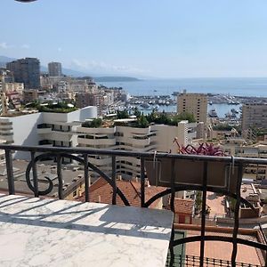 Plein Coeur De Monaco, A 300 Metres A Pied Du Port De Monaco, 4 Pieces Dans Des Escaliers Vue Mer Mónaco Exterior photo
