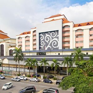Hôtel Espira Sri Petaling à Kuala Lumpur Exterior photo