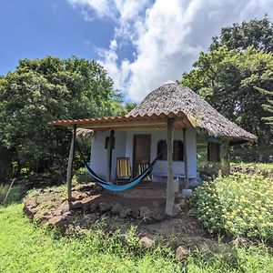 Finca Del Sol Eco Lodge Santa Cruz Exterior photo