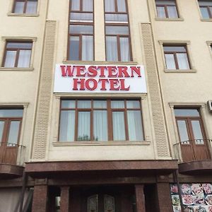 Western Suites Hotel Tachkent Exterior photo
