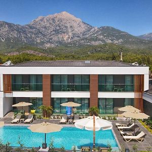 Gueven Park Residance & Hotel Kemer Exterior photo