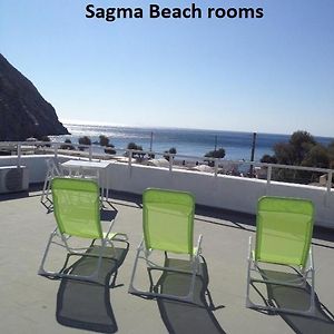 Sagma Beach Rooms Períssa Exterior photo