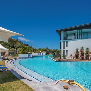 Absolute Waterfront Magnetic Island Apartamento Nelly Bay Exterior photo