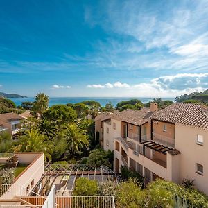 Residence Pierre & Vacances L'Anse De Pramousquier Le Lavandou Exterior photo