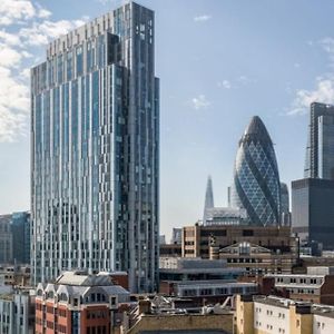 Comfortable Studios And Apartments At Chapter Spitalfields In Londres Exterior photo