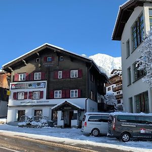 Adventure Hostel Klosters-Serneus Exterior photo